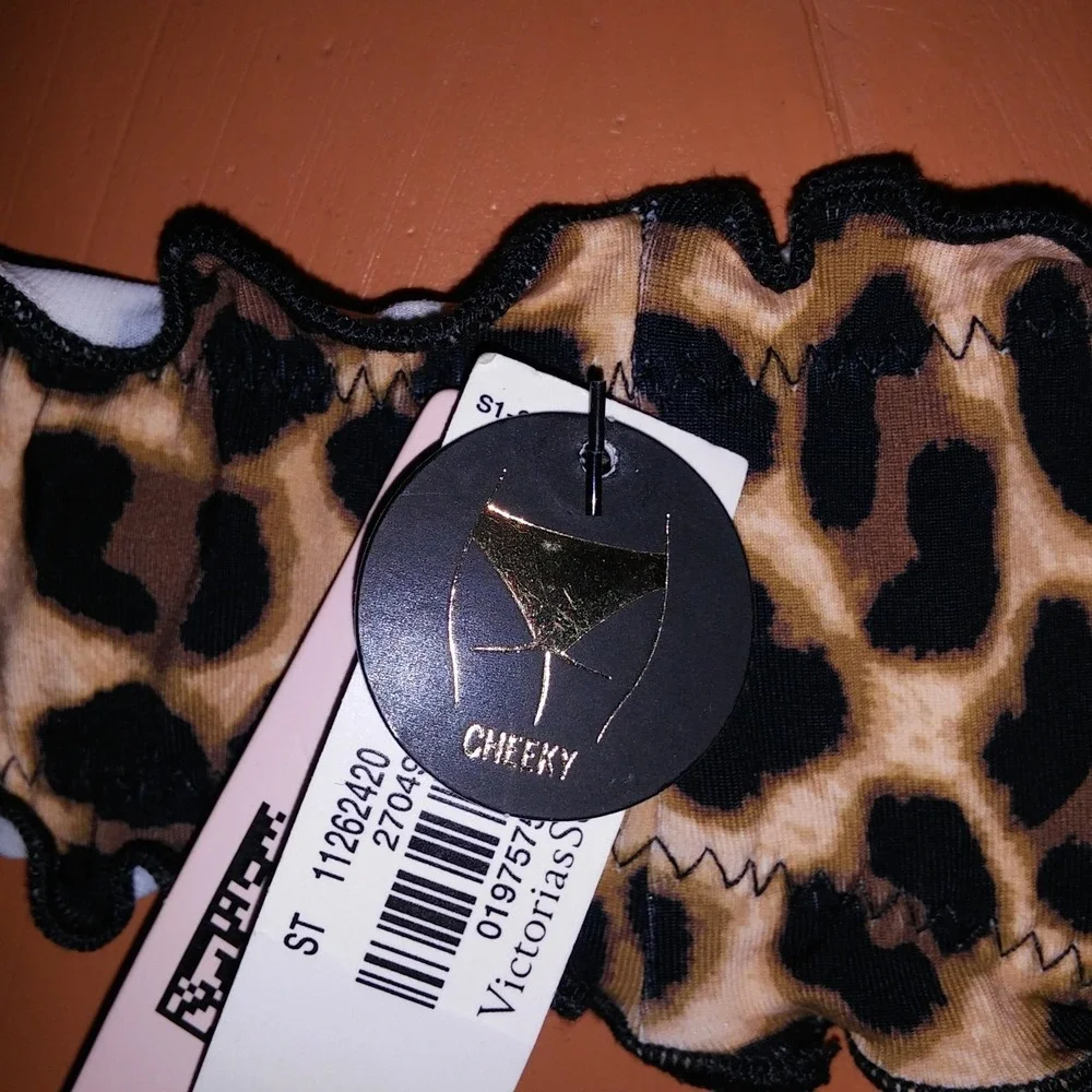 Victoria Secret Swim Bikini 36D Top Medium Cheeky Bottom Black Leopard Ruffle